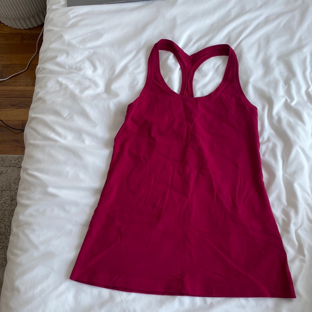 Lululemon tank